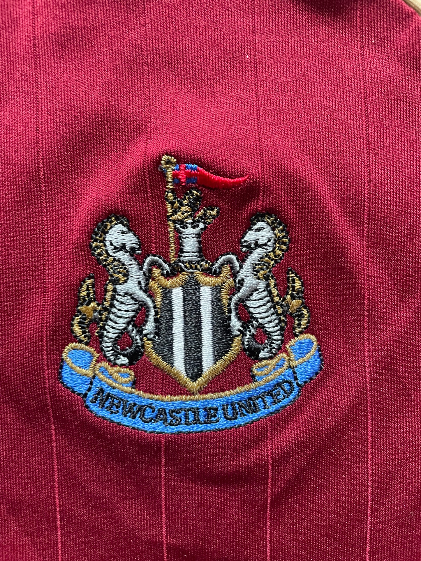 Newcastle Away Shirt 2006-07 Owen 10 (very good) Kids 26-28 128