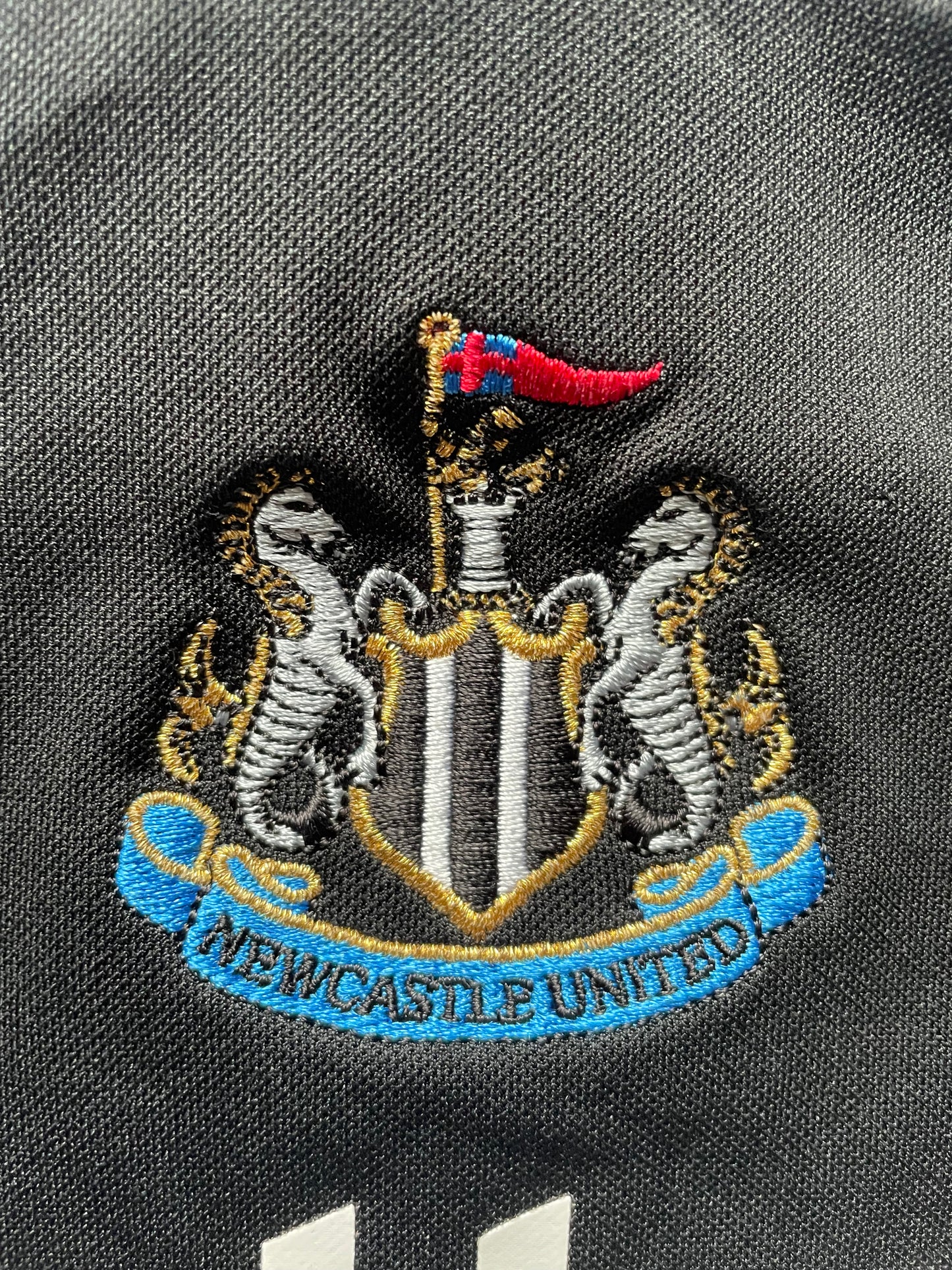 Newcastle Training Shirt 2009-10 (very good) Adults XS / Youths 32/34 164